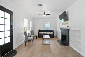 Orlando Retreat With Fireplace